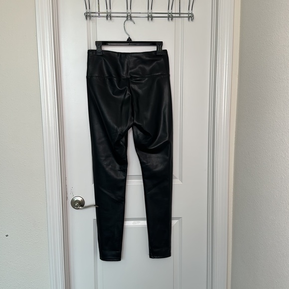 NEW Rachel Zoe high waisted faux leather leggings - Picture 4 of 5